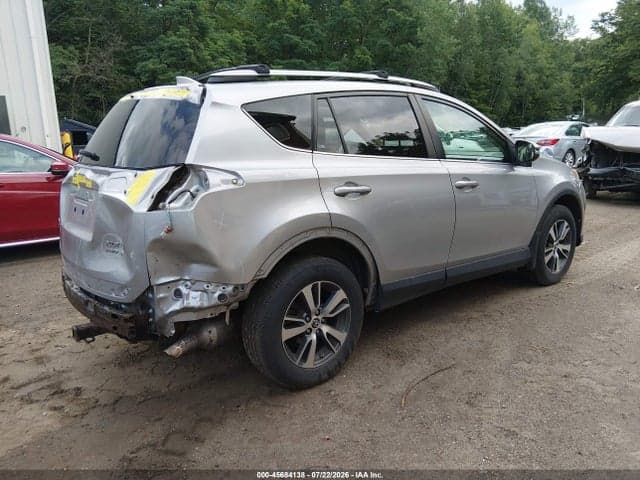 2017 TOYOTA RAV4 XLE 4