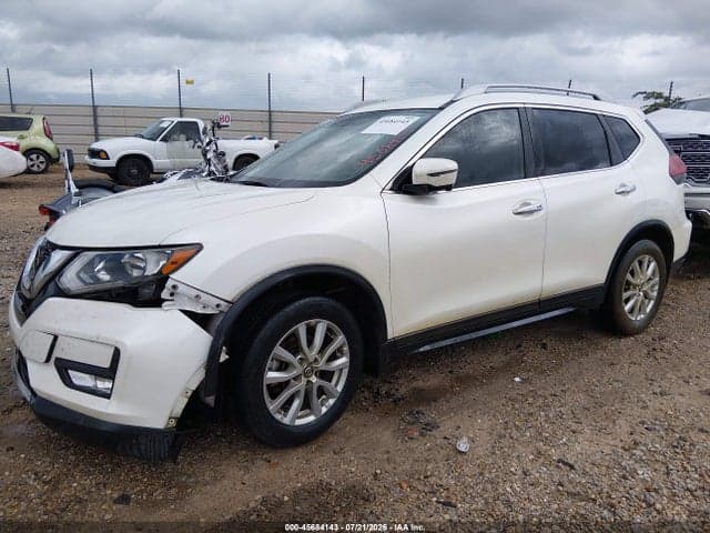 2018 NISSAN ROGUE SV 2