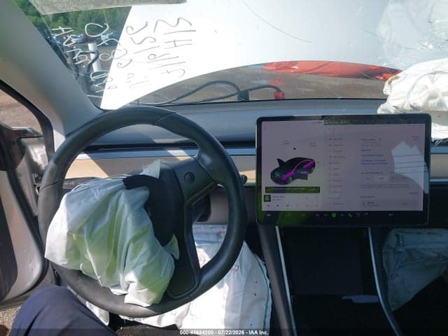 2018 TESLA MODEL 3 LONG RANGE/PERFORMANCE 18