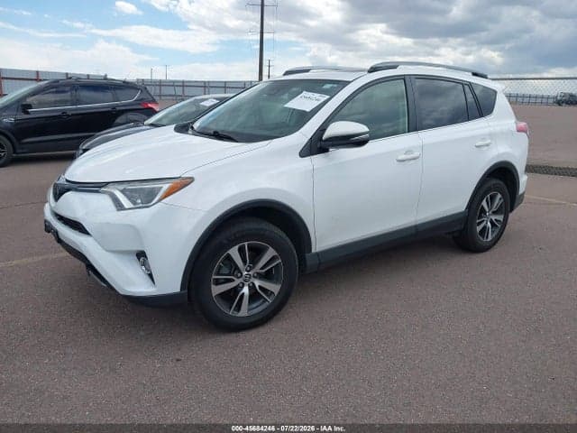 2018 TOYOTA RAV4 XLE 2