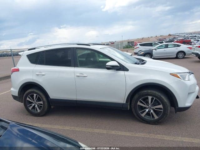 2018 TOYOTA RAV4 XLE 13