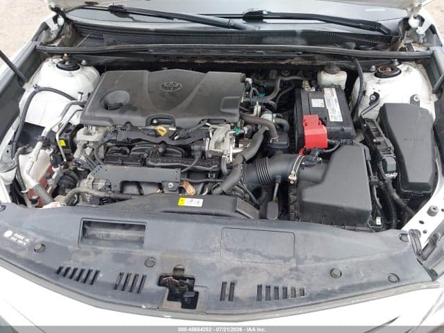 2018 TOYOTA CAMRY SE 10