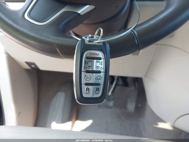 2017 CHRYSLER PACIFICA TOURING-L 11