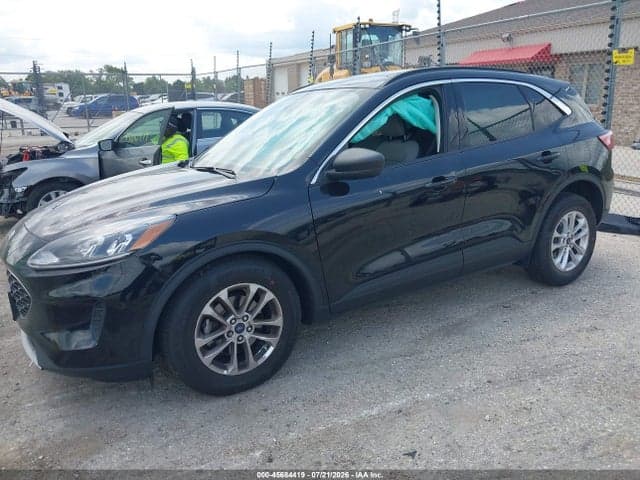 2022 FORD ESCAPE SE 2