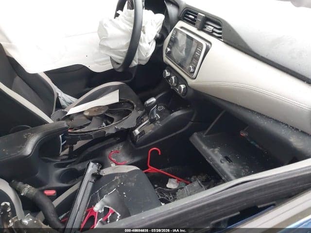 2020 NISSAN VERSA SV XTRONIC CVT 5