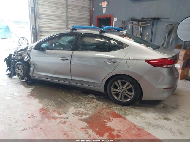 2017 HYUNDAI ELANTRA SE 3