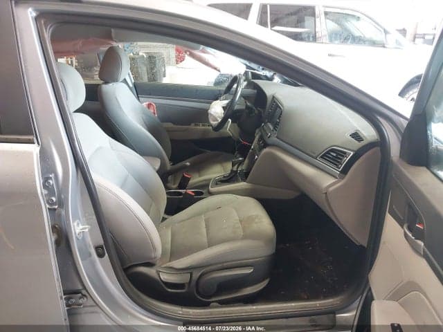 2017 HYUNDAI ELANTRA SE 5
