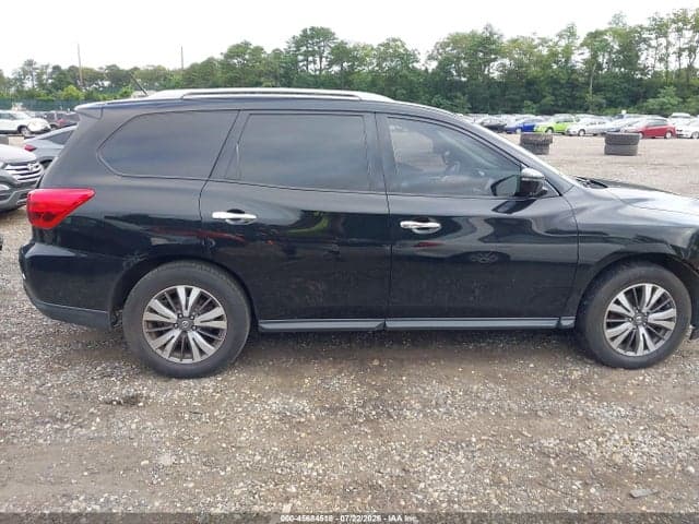 2017 NISSAN PATHFINDER SL 13