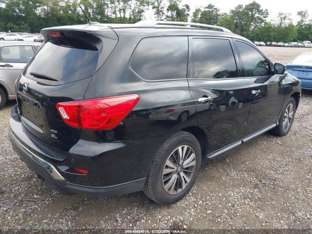2017 NISSAN PATHFINDER SL 4