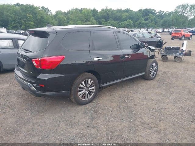 2019 NISSAN PATHFINDER SL 4