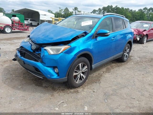 2017 TOYOTA RAV4 XLE 2