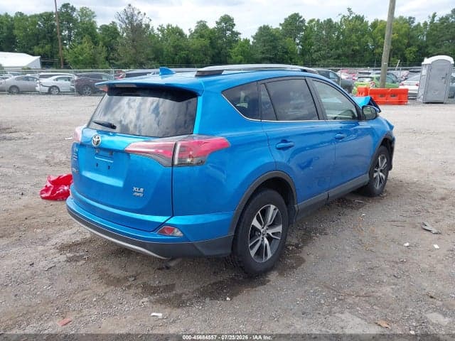 2017 TOYOTA RAV4 XLE 4