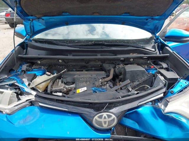 2017 TOYOTA RAV4 XLE 10
