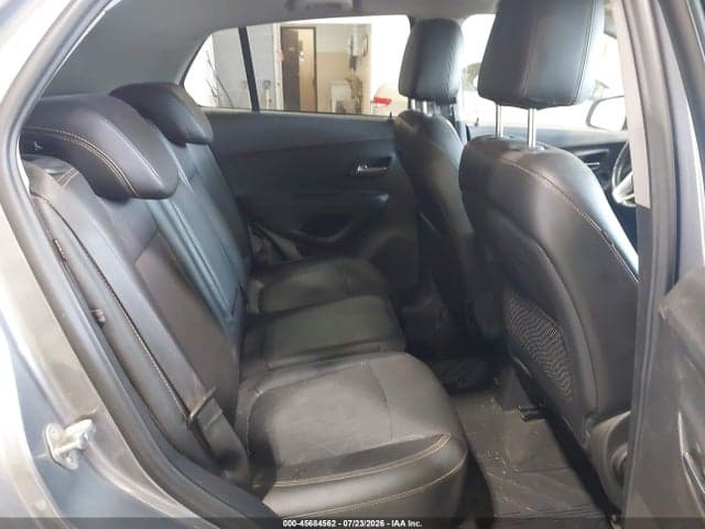 2020 CHEVROLET TRAX AWD LT 8