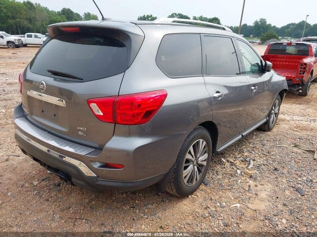 2017 NISSAN PATHFINDER SL 4