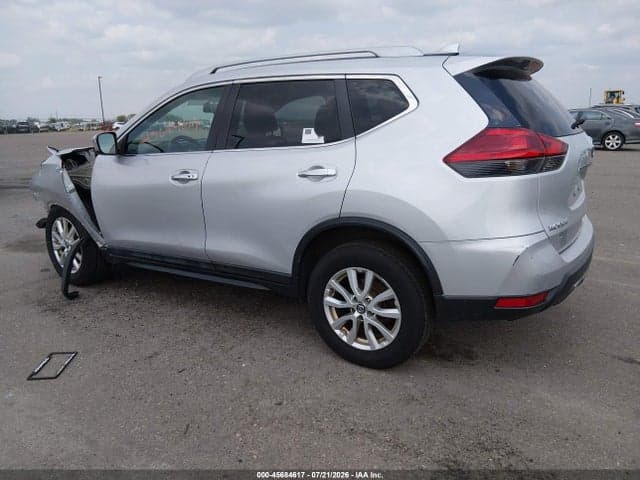 2017 NISSAN ROGUE SV 3