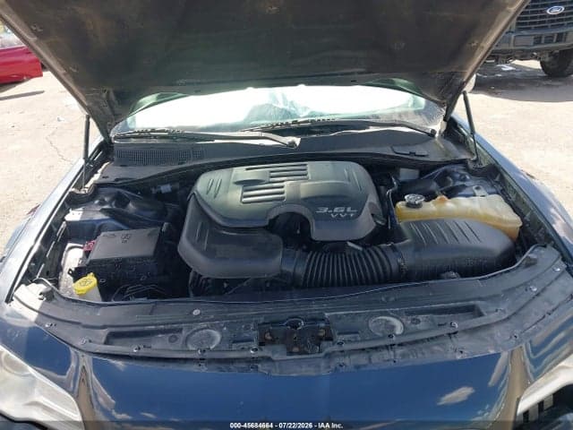2018 CHRYSLER 300 TOURING 10