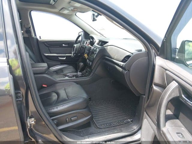 2017 CHEVROLET TRAVERSE LT 5