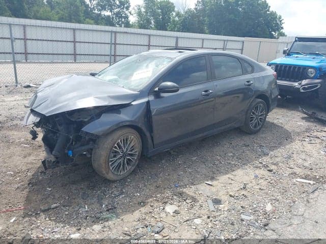 2023 KIA FORTE GT-LINE 2
