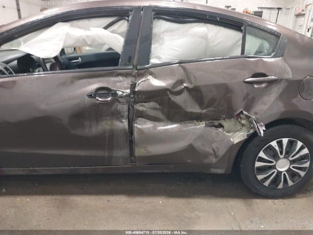 2017 KIA FORTE LX 6