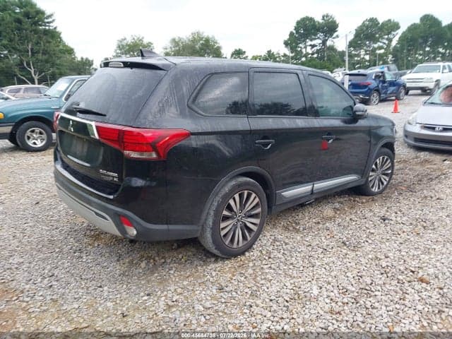 2019 MITSUBISHI OUTLANDER SE 4