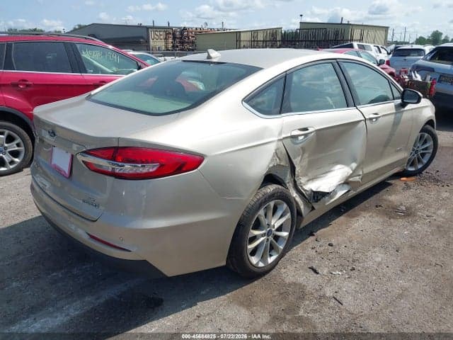 2019 FORD FUSION HYBRID SE 4