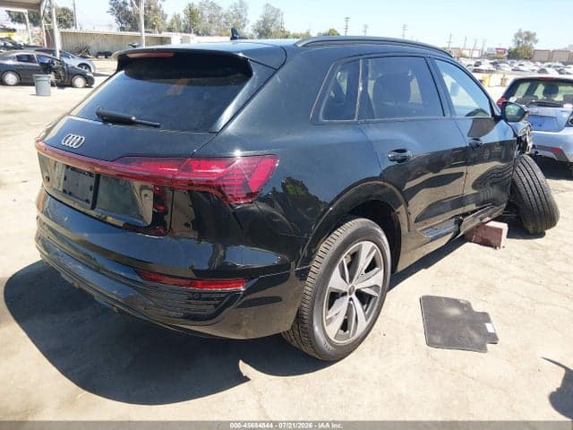 2024 AUDI Q8 E-TRON PREMIUM QUATTRO 4