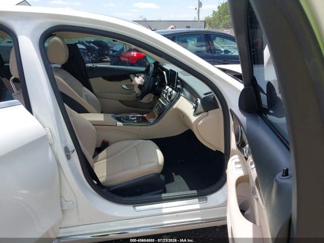 2017 MERCEDES-BENZ C 300 4MATIC 5