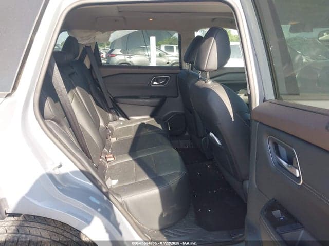 2021 NISSAN ROGUE SL FWD 8