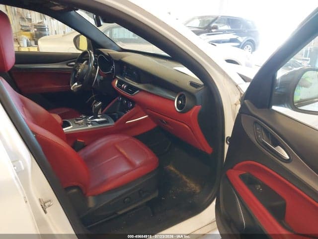 2020 ALFA ROMEO STELVIO SPORT AWD 5