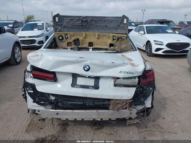 2021 BMW 530E 15