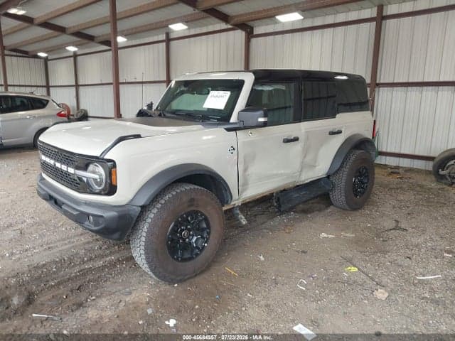 2025 FORD BRONCO OUTER BANKS 2