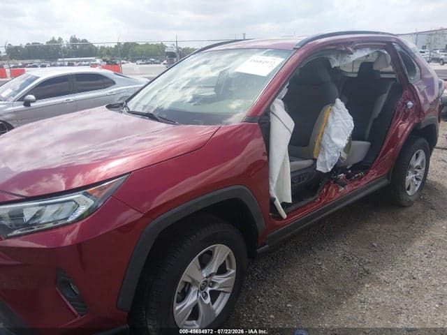 2021 TOYOTA RAV4 XLE 6