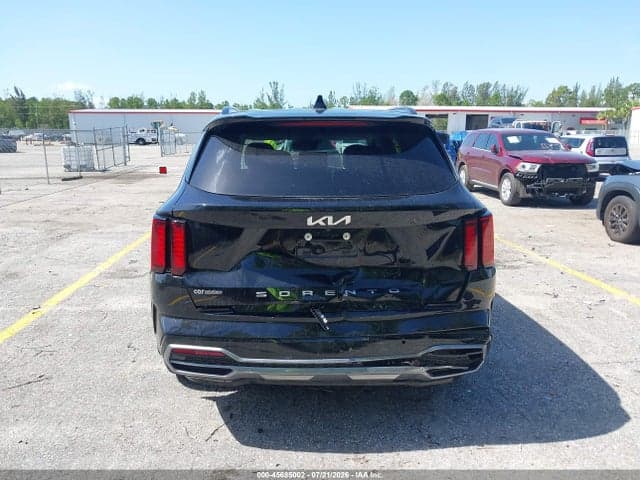 2022 KIA SORENTO S 16