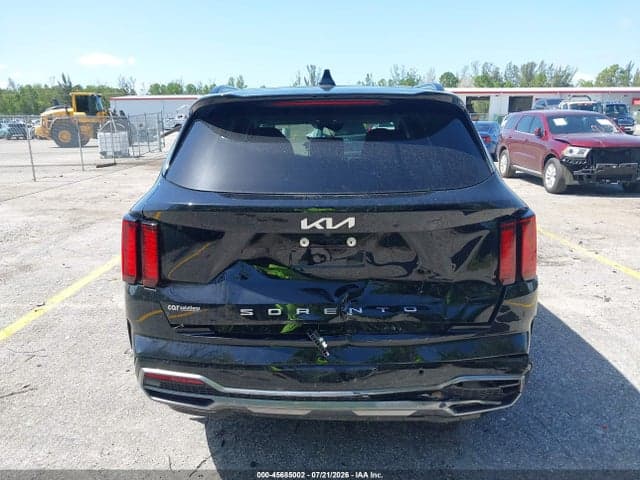 2022 KIA SORENTO S 6
