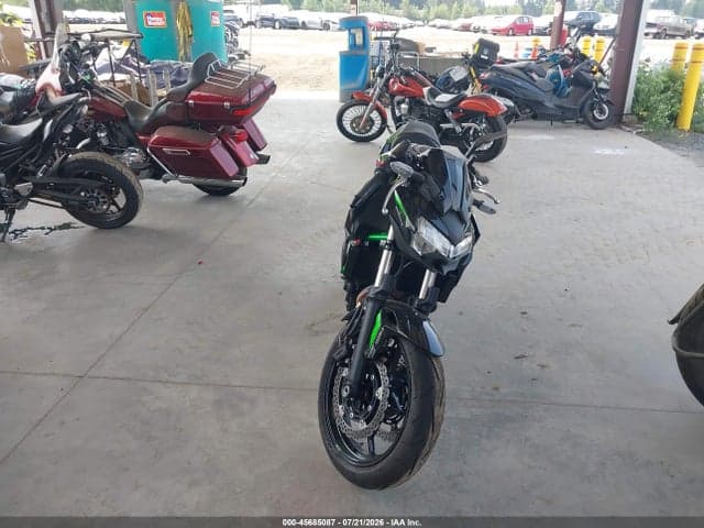 2025 KAWASAKI ER650 N 5