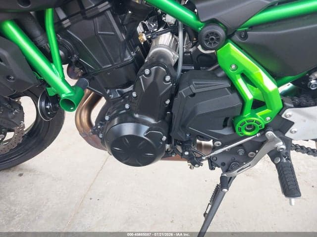 2025 KAWASAKI ER650 N 9