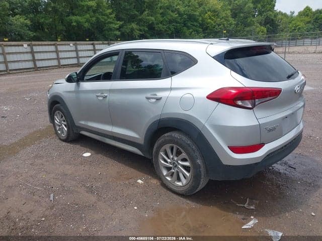 2017 HYUNDAI TUCSON SE 3