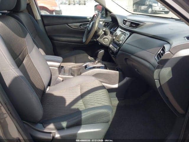 2017 NISSAN ROGUE SV 5