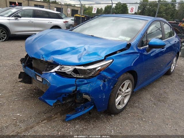 2017 CHEVROLET CRUZE LT AUTO 2