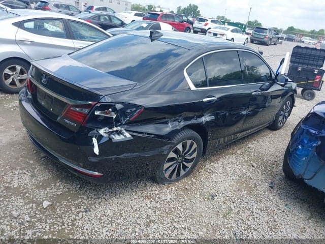 2017 HONDA ACCORD HYBRID EX-L 4