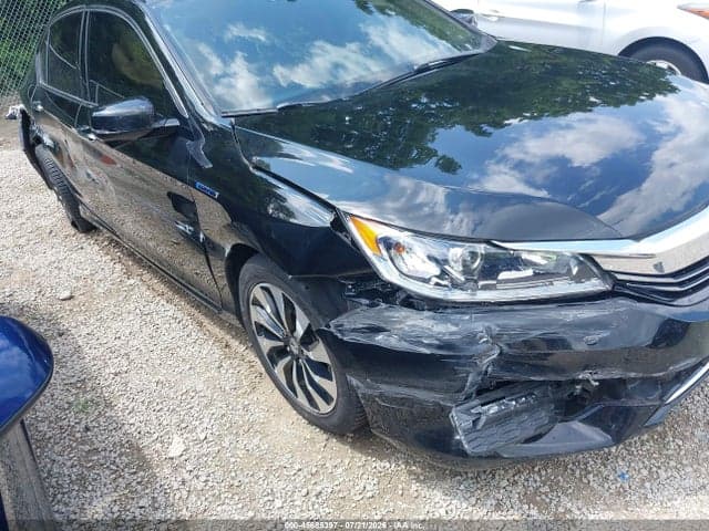 2017 HONDA ACCORD HYBRID EX-L 6