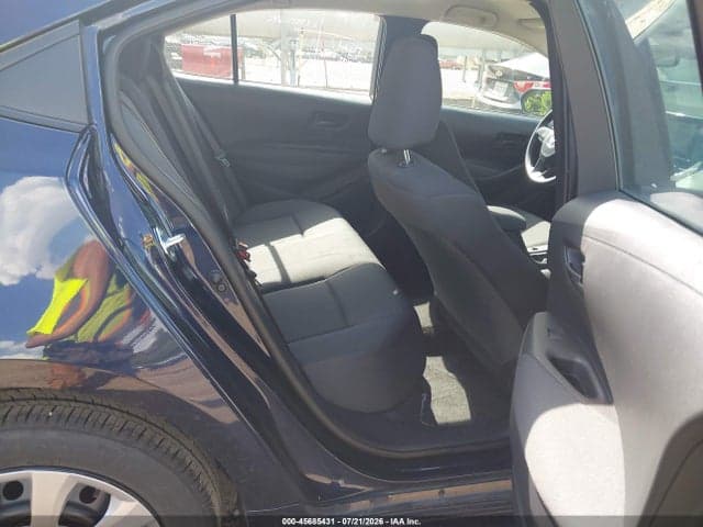 2026 TOYOTA COROLLA LE 8