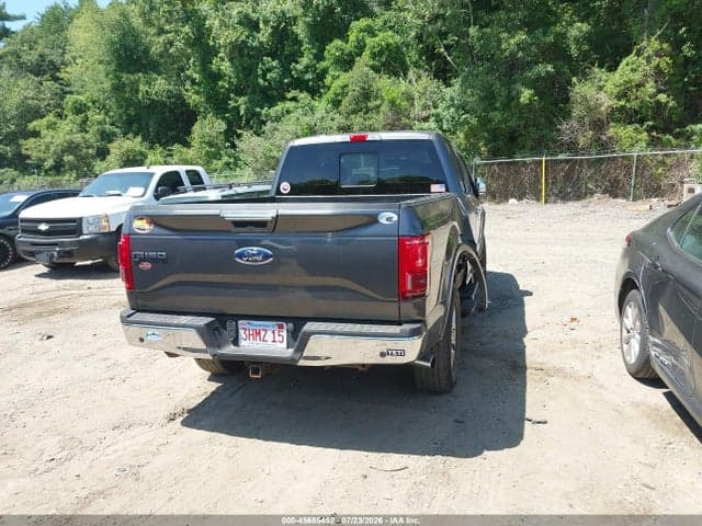 2017 FORD F-150 LARIAT 16