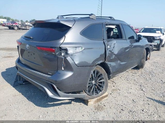 2023 TOYOTA HIGHLANDER XSE 4