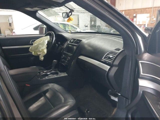 2017 FORD EXPLORER XLT 5