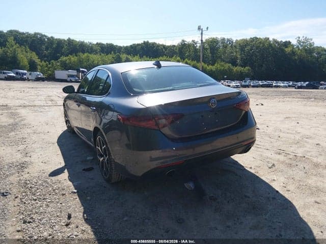 2019 ALFA ROMEO GIULIA TI AWD 3