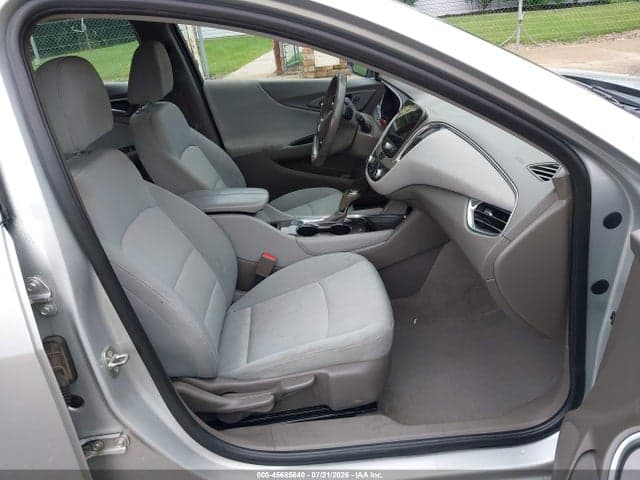 2018 CHEVROLET MALIBU LT 5