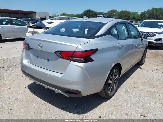 2025 NISSAN VERSA 1.6 SV 4