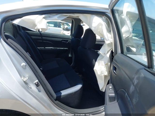 2025 NISSAN VERSA 1.6 SV 8